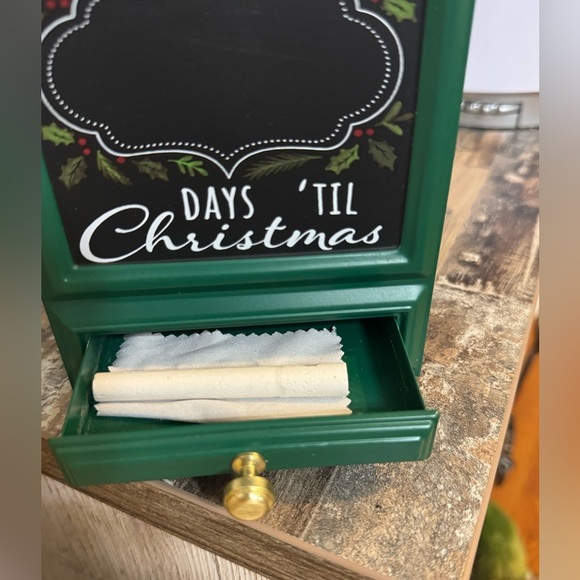 Green Christmas Countdown Chalkboard Warmer - Picture 3 of 8